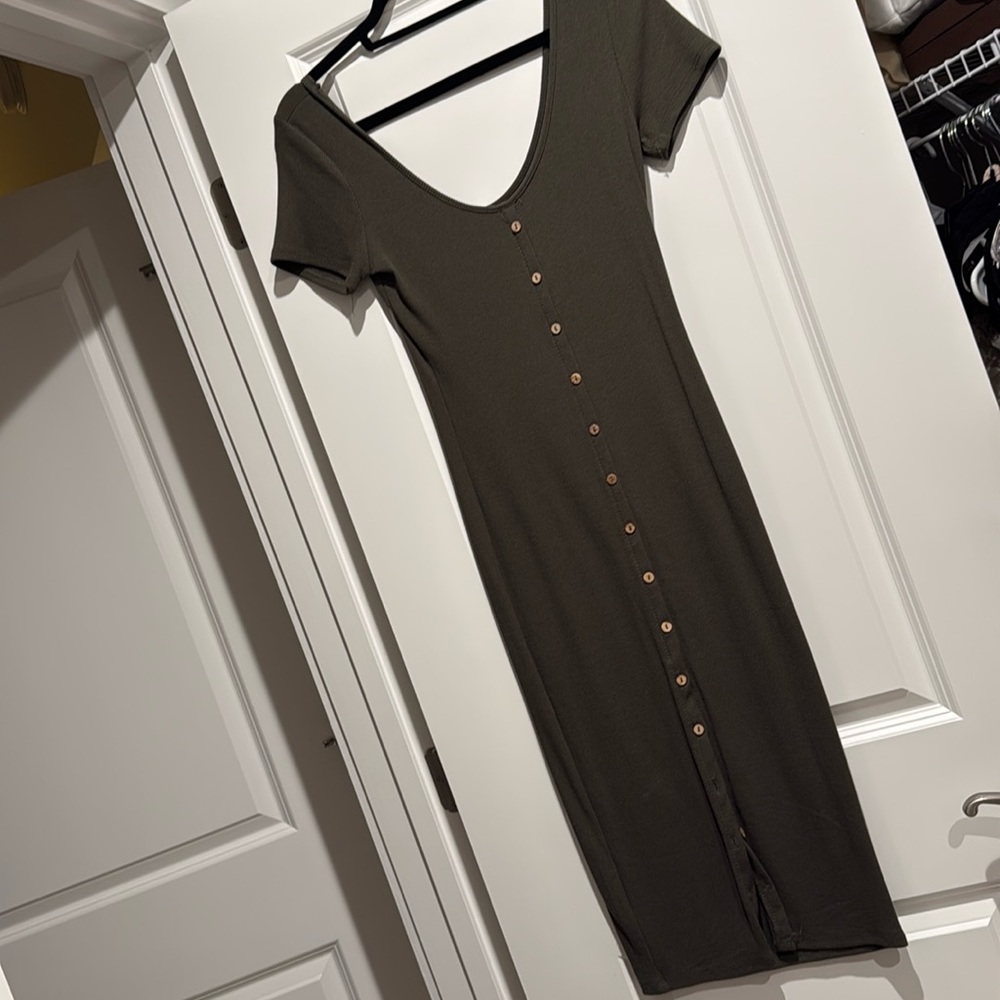 Fashion Nova midi dress